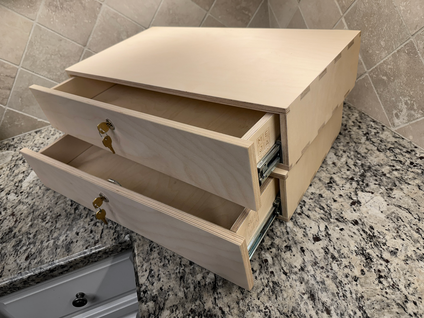 Drawer Unit | Baltic Birch Plywood, Half Blind Dovetail, 5/8" Sides, 1/4" Birch Ply Bottom, UnFinished, Locking Box, Front of Box Drawer Front